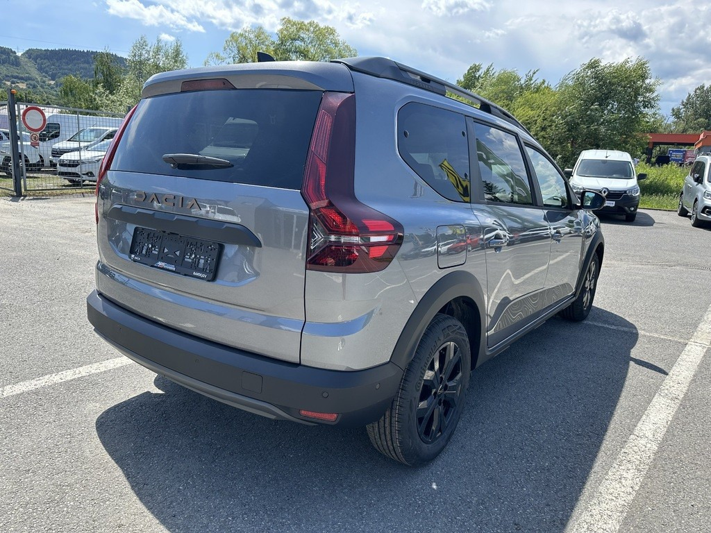 Dacia Jogger Extreme Hybrid 140 5 miest