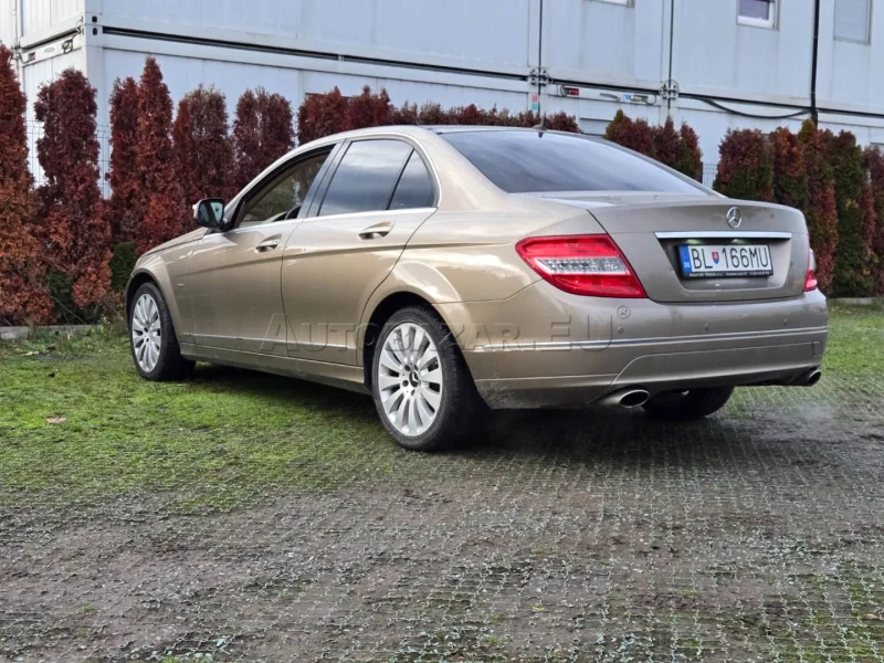 Mercedes-Benz C trieda Sedan 320 CDI Elegance A/T