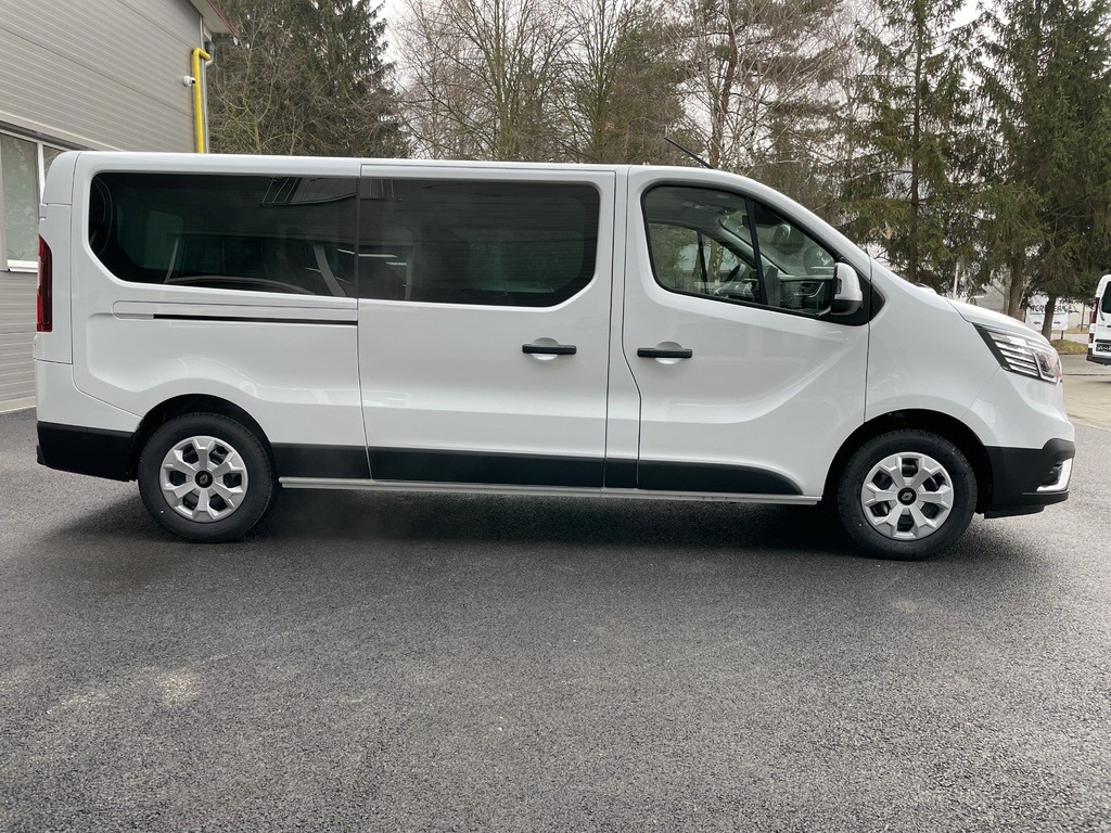 Renault Trafic Kombi L2 Equilibre Blue dCi 170 Automat 8 miestne TOP