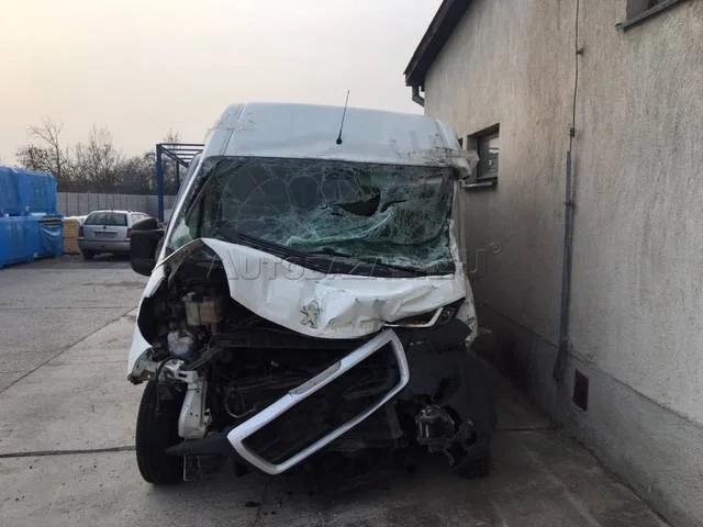 Peugeot Boxer 2.2 HDi 130k 335 L3