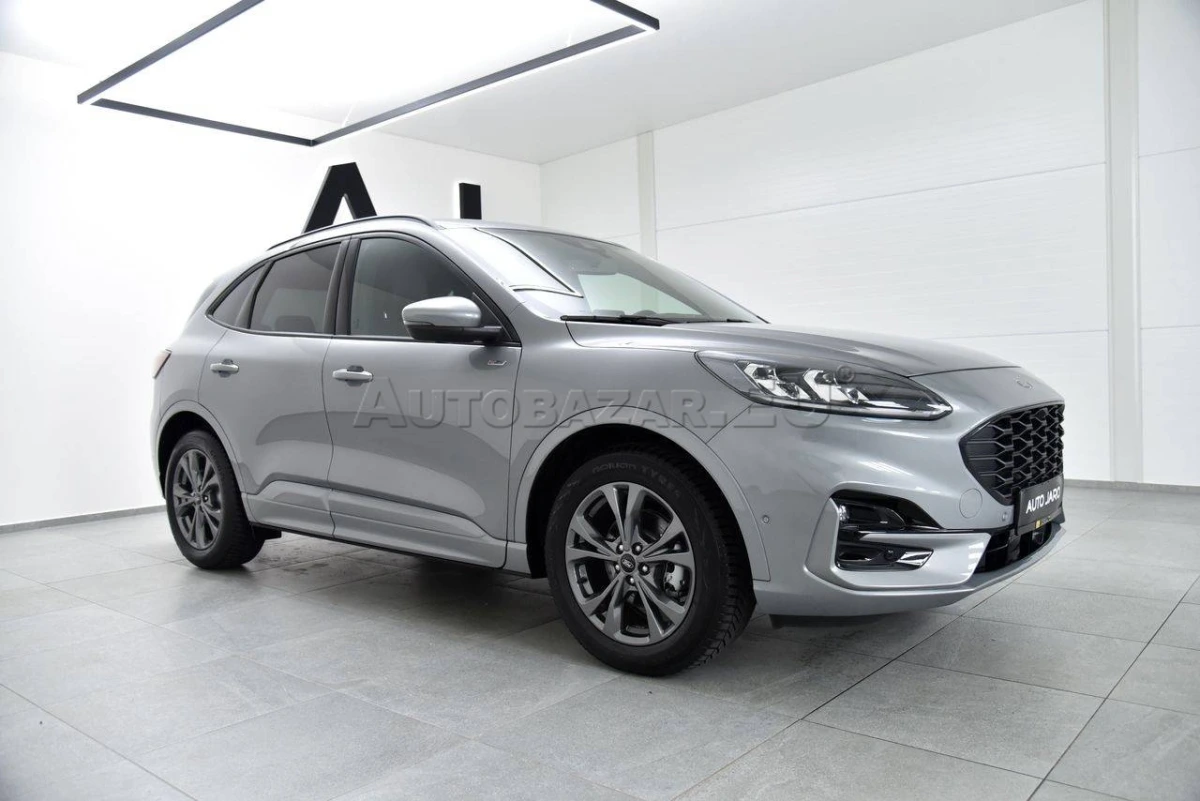Ford Kuga 2.5 Duratec FHEV ST Line X eCVT, LED, Kamera, Alcantara, ACC