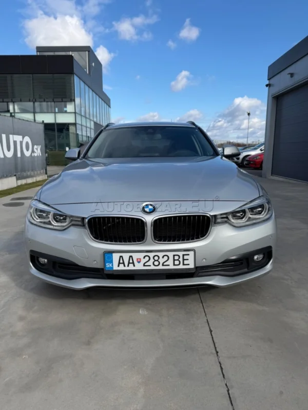 BMW  Rad 3 Touring 320d A/T