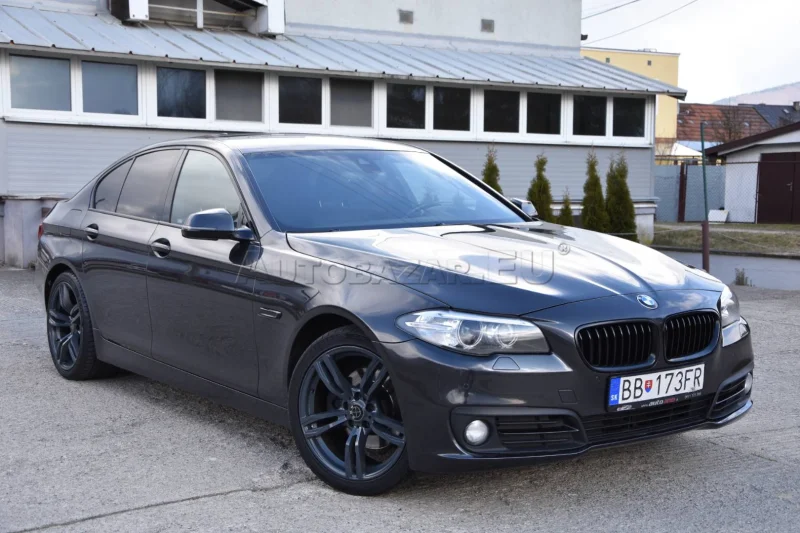 BMW Rad5 520d xDrive A/T