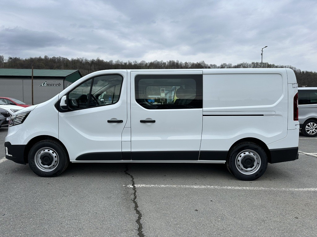 Renault Trafic L2H1P2 dCi 150 Extra dvojkabína 6 miest GSR2