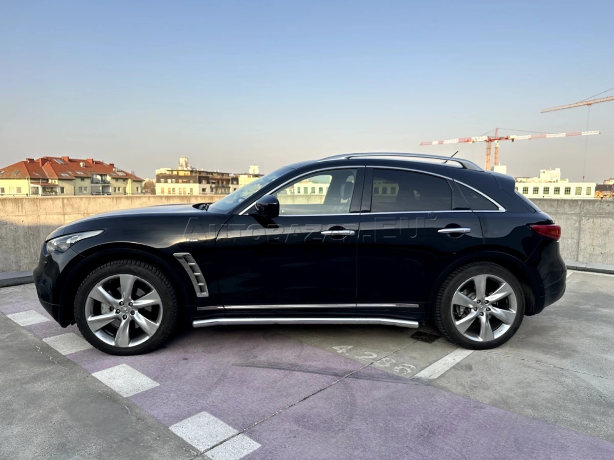 Infiniti FX infinity FX30d